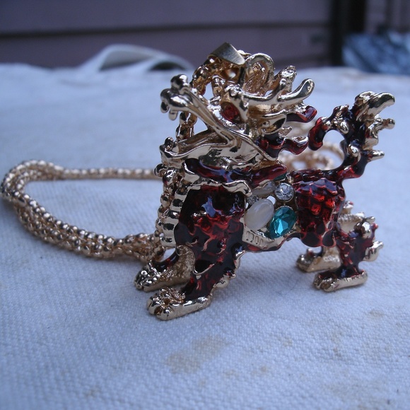 Oriental Kirin Unicorn Pendant Necklace - Picture 3 of 8